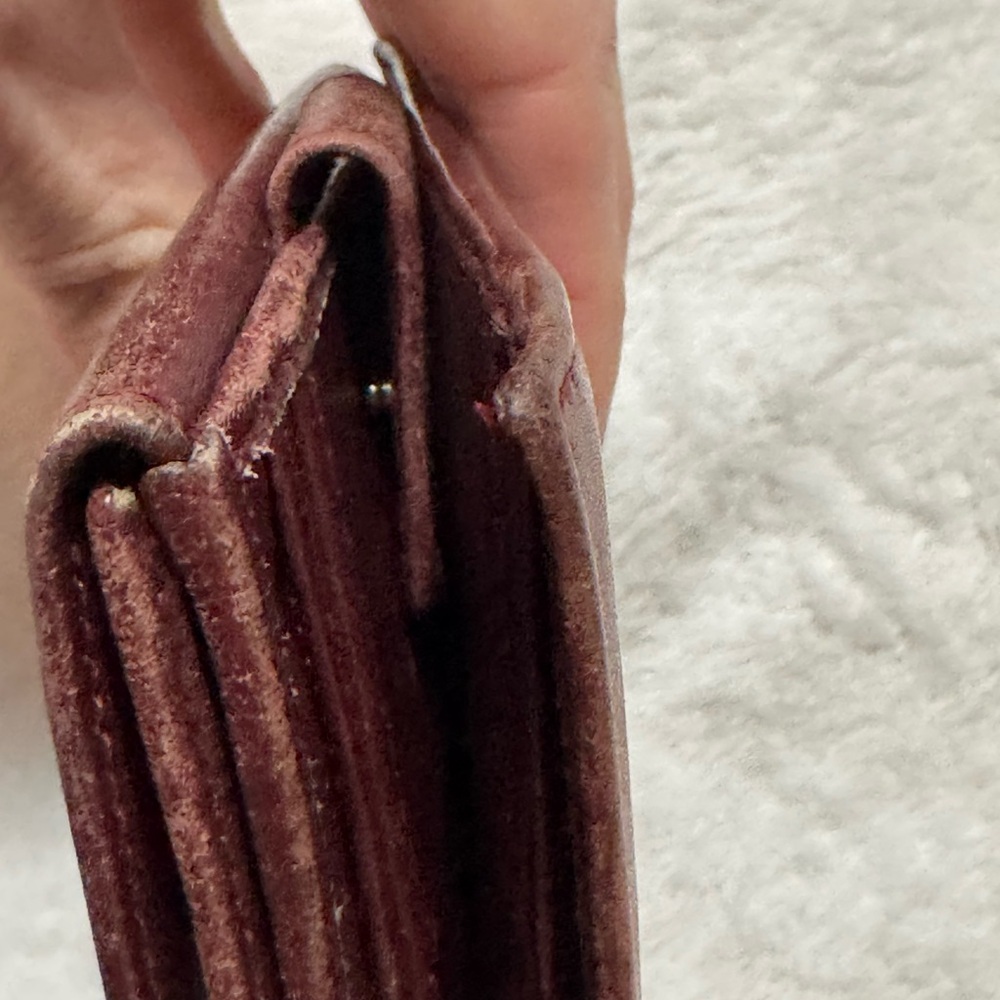 Gucci Burgundy Leather Wallet with Silver horse bit hardware - Picture 12 of 14